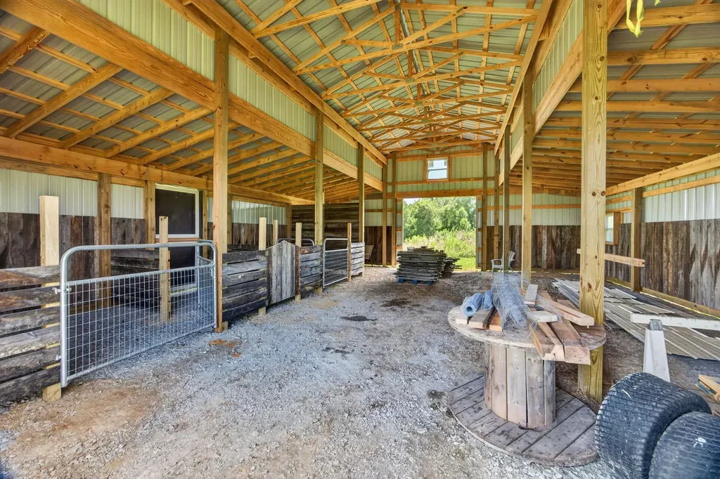 4160 Standing Rock Road Jamestown TN 38556