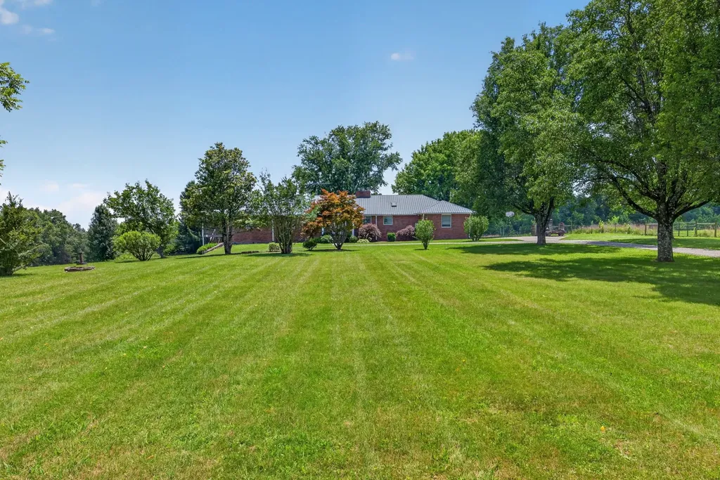 4160 Standing Rock Road Jamestown TN 38556