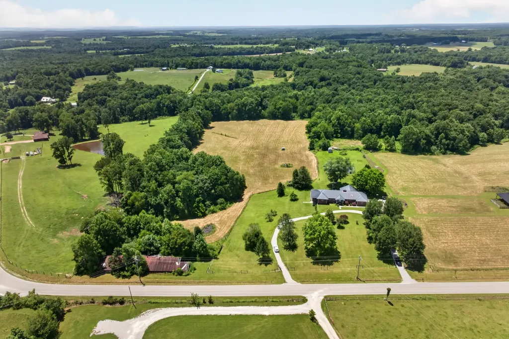 4160 Standing Rock Road Jamestown TN 38556