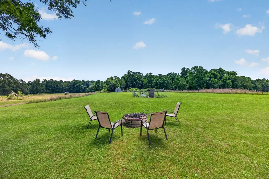 4160 Standing Rock Road Jamestown TN 38556