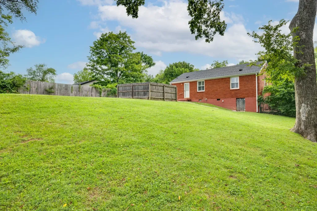 357 Gillette Road Nashville TN 37211