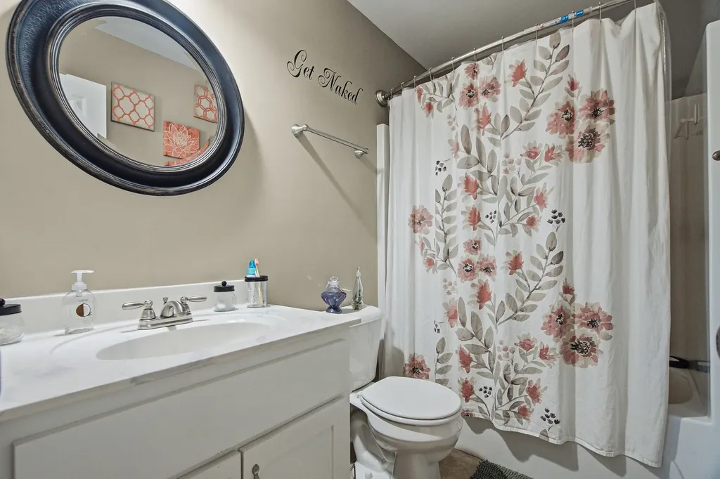 208 Pitt Lane Springfield TN 37172