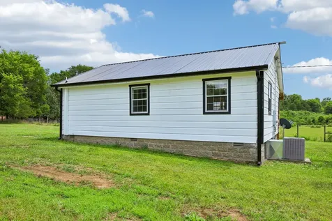 12297 Elrod Mcelroy Road Milton TN 37118