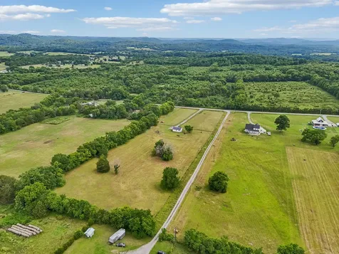 12297 Elrod Mcelroy Road Milton TN 37118