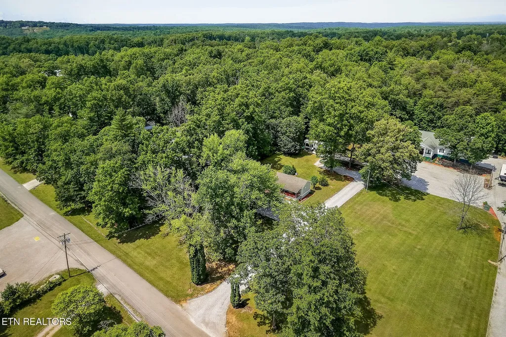 67 Woodlands Court-lot 60 Court Crossville TN 38571
