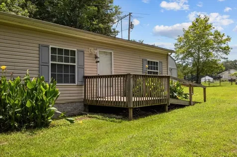 211 Old Stagecoach Lane Erin TN 37061