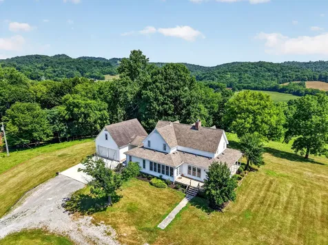 5713 Smith Fork Road Liberty TN 37095