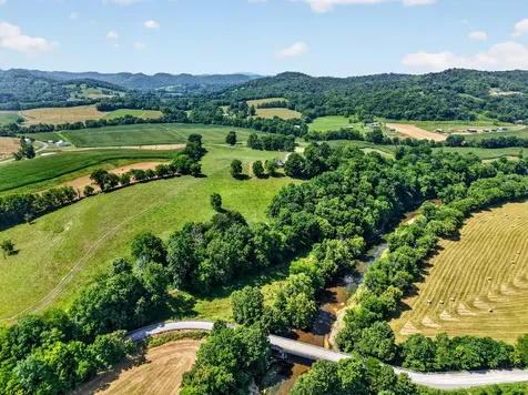 5713 Smith Fork Road Liberty TN 37095