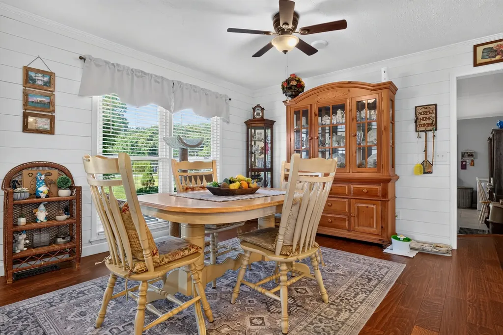 496 Sunset Drive Sparta TN 38583