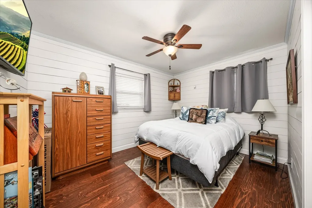 496 Sunset Drive Sparta TN 38583