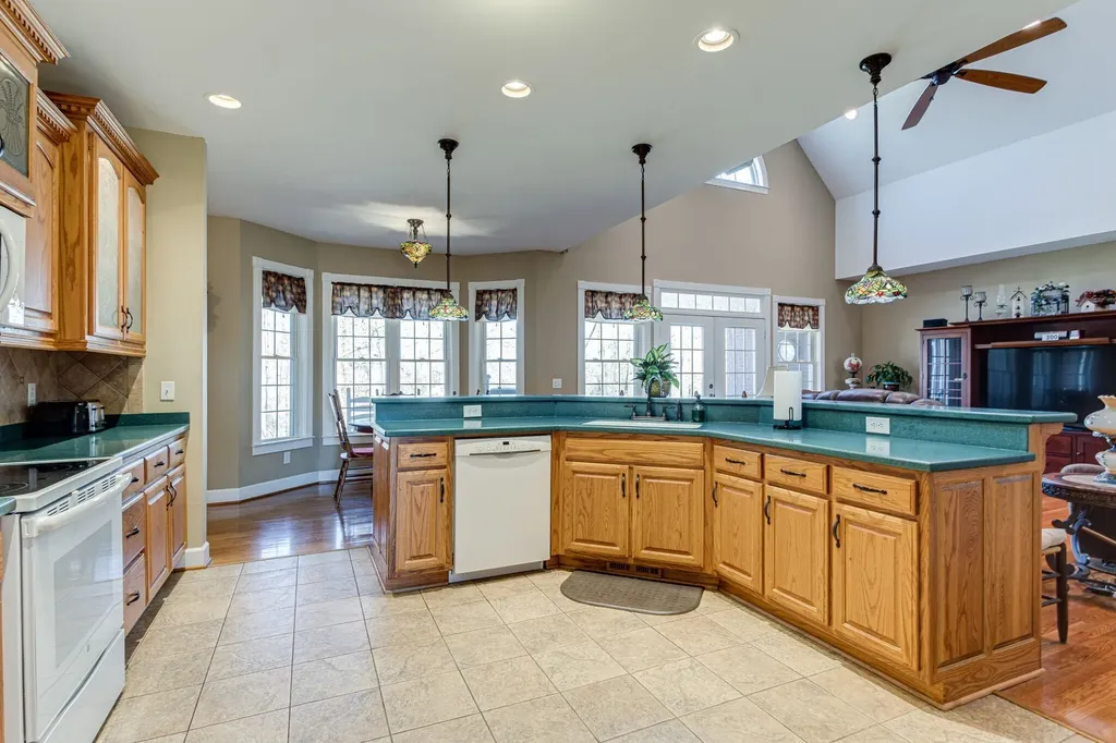 420 Shangri Lane Woodbury TN 37190