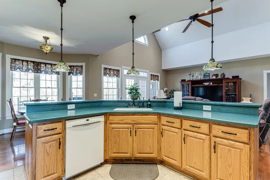 420 Shangri Lane Woodbury TN 37190