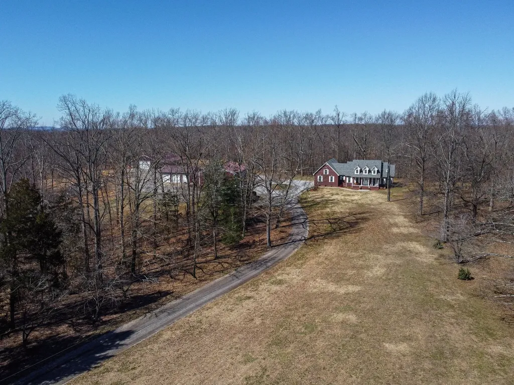 420 Shangri Lane Woodbury TN 37190