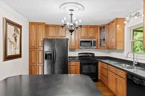 74 Kriswood Drive Rossville GA 30741