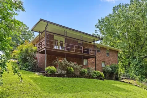 74 Kriswood Drive Rossville GA 30741