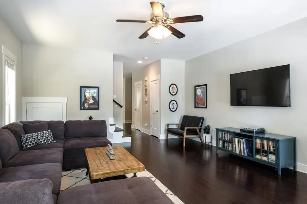 1015 Elvira Avenue Nashville TN 37216