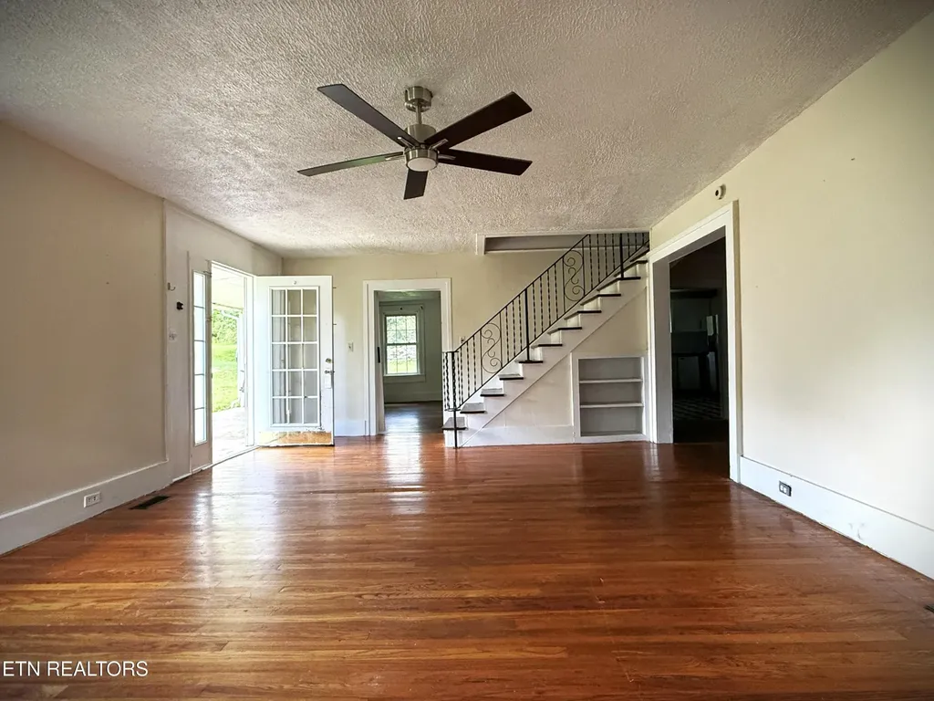 5633 Spring Creek Road Cookeville TN 38506