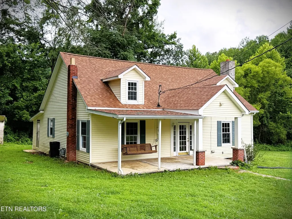 5633 Spring Creek Road Cookeville TN 38506