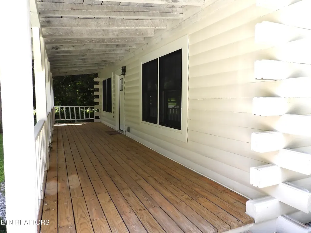 1008 Natchez Trace Crossville TN 38572
