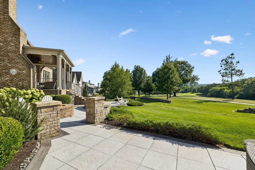 7036 Lanceleaf Drive College Grove TN 37046