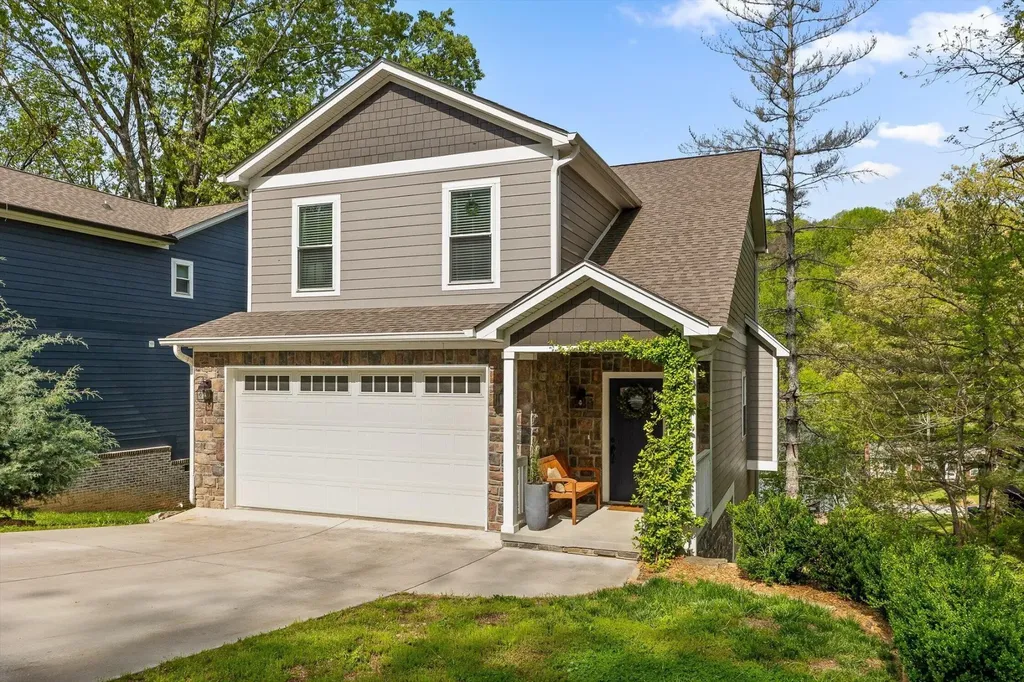 512 Hedgewood Drive Chattanooga TN 37405