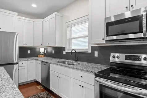 512 Hedgewood Drive Chattanooga TN 37405