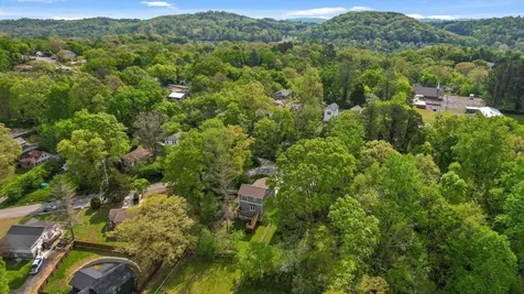 512 Hedgewood Drive Chattanooga TN 37405