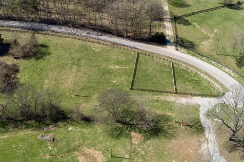 6876 Giles Hill Road College Grove TN 37046