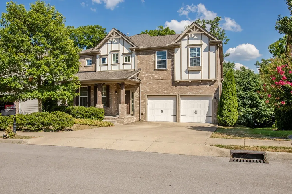 2128 Ravenscourt Drive Thompsons Station TN 37179