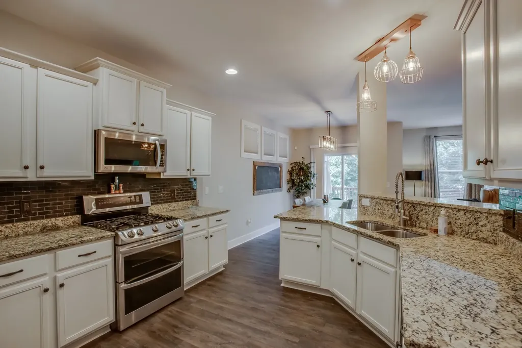2128 Ravenscourt Drive Thompsons Station TN 37179