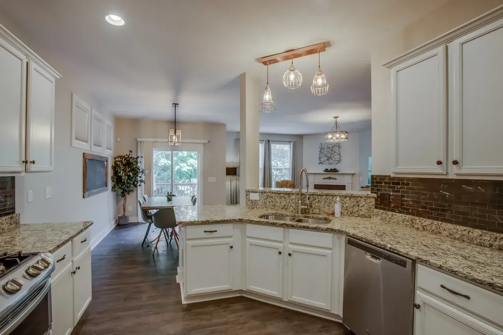 2128 Ravenscourt Drive Thompsons Station TN 37179