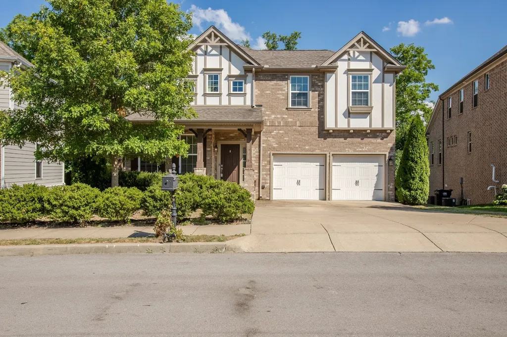 2128 Ravenscourt Drive Thompsons Station TN 37179