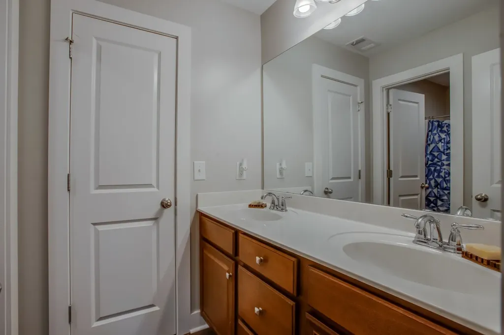 2128 Ravenscourt Drive Thompsons Station TN 37179