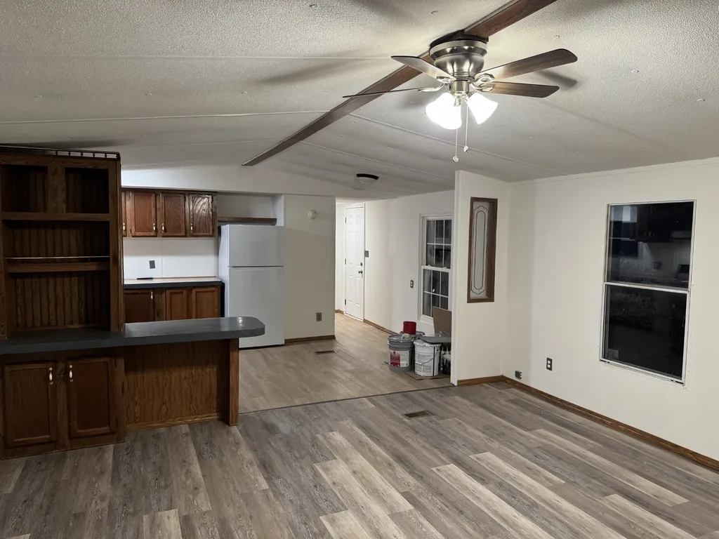10926 Old County Line Road Bon Aqua TN 37025