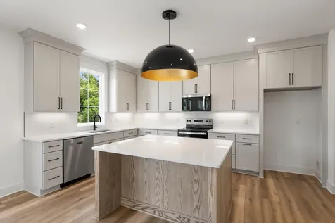 1301 Alderwood Pass Nashville TN 37207
