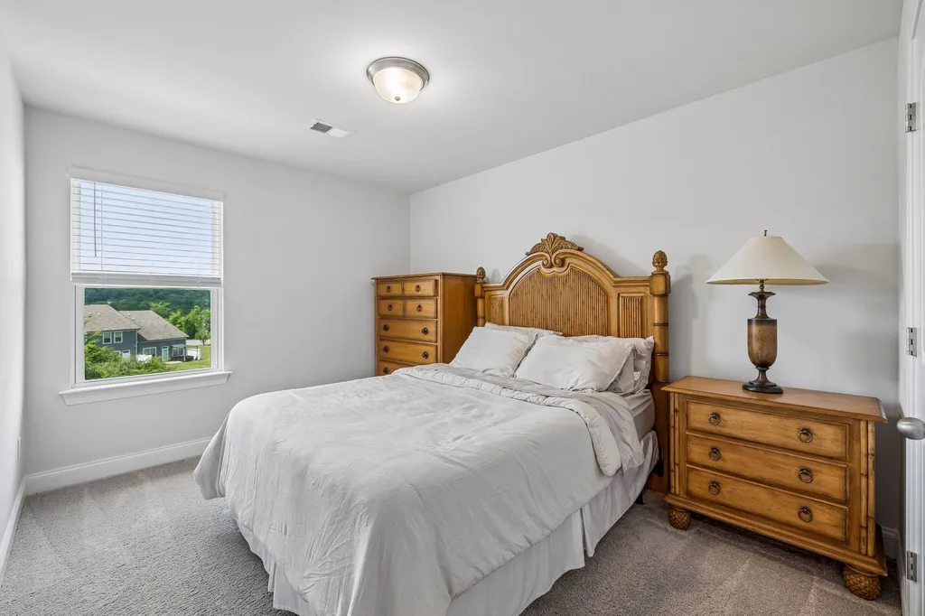 406 Wooden Shoe Way Lebanon TN 37090