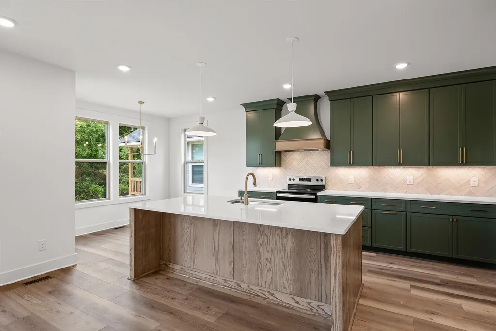 1305 Alderwood Pass Nashville TN 37207