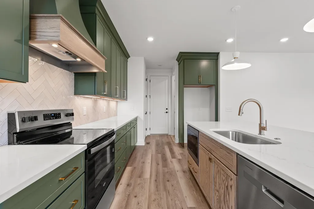 1305 Alderwood Pass Nashville TN 37207