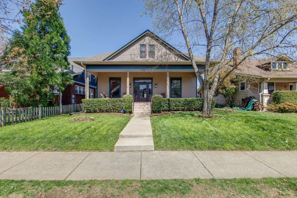1305 Gartland Avenue Nashville TN 37206