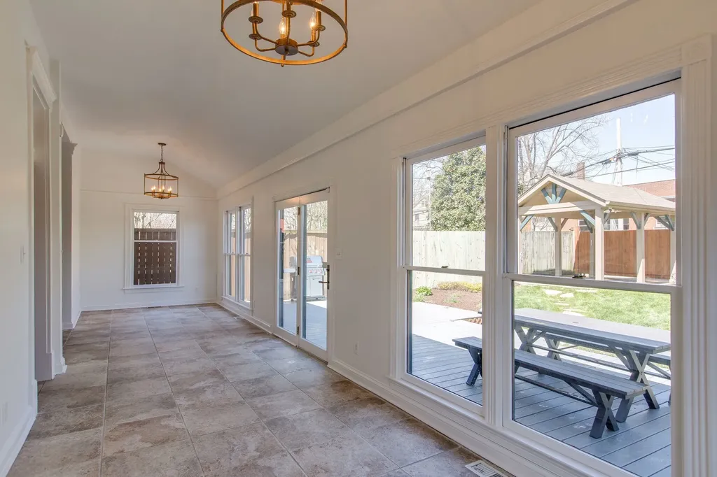 1305 Gartland Avenue Nashville TN 37206