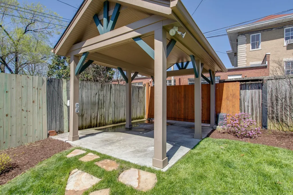 1305 Gartland Avenue Nashville TN 37206