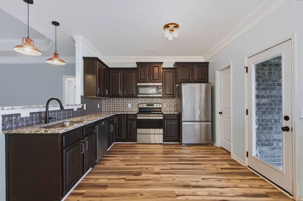 5201 Sierra Court Chapel Hill TN 37034