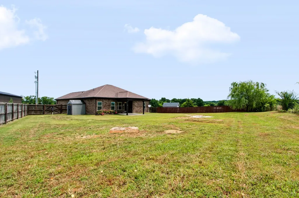 5201 Sierra Court Chapel Hill TN 37034