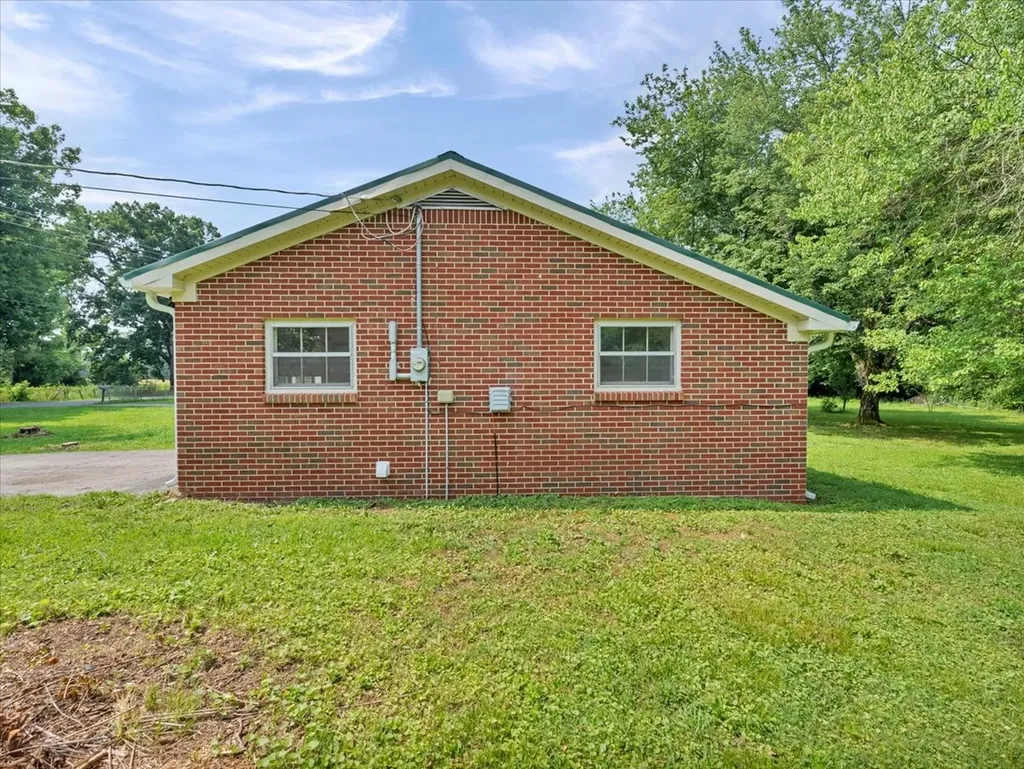111 Mcdougal Road Fayetteville TN 37334