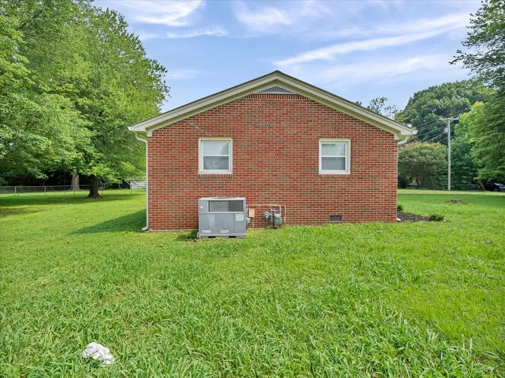 111 Mcdougal Road Fayetteville TN 37334