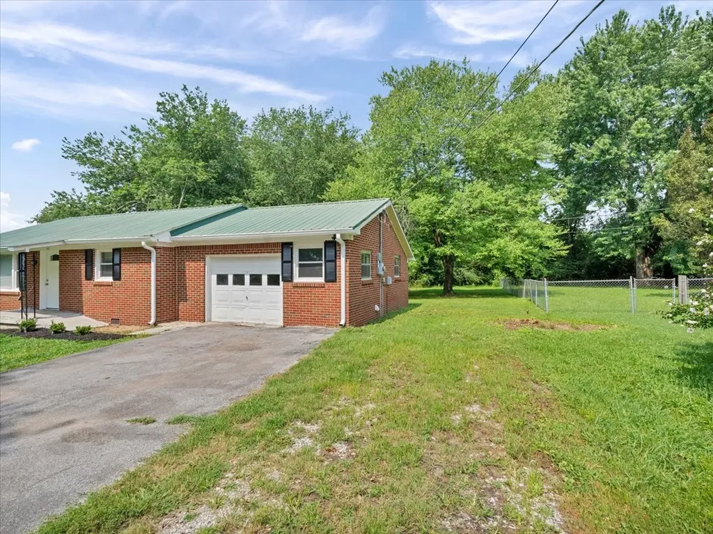 111 Mcdougal Road Fayetteville TN 37334