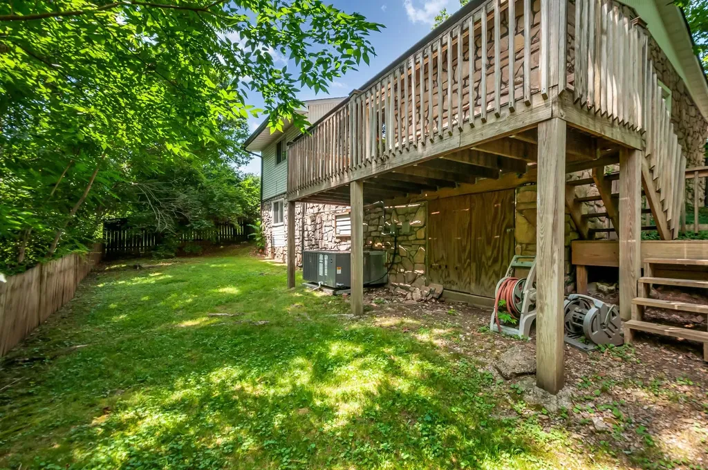 4080 Manning Hollow Road Pegram TN 37143