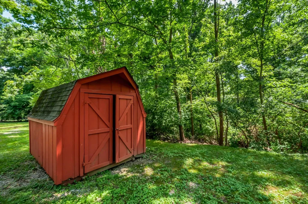 4080 Manning Hollow Road Pegram TN 37143