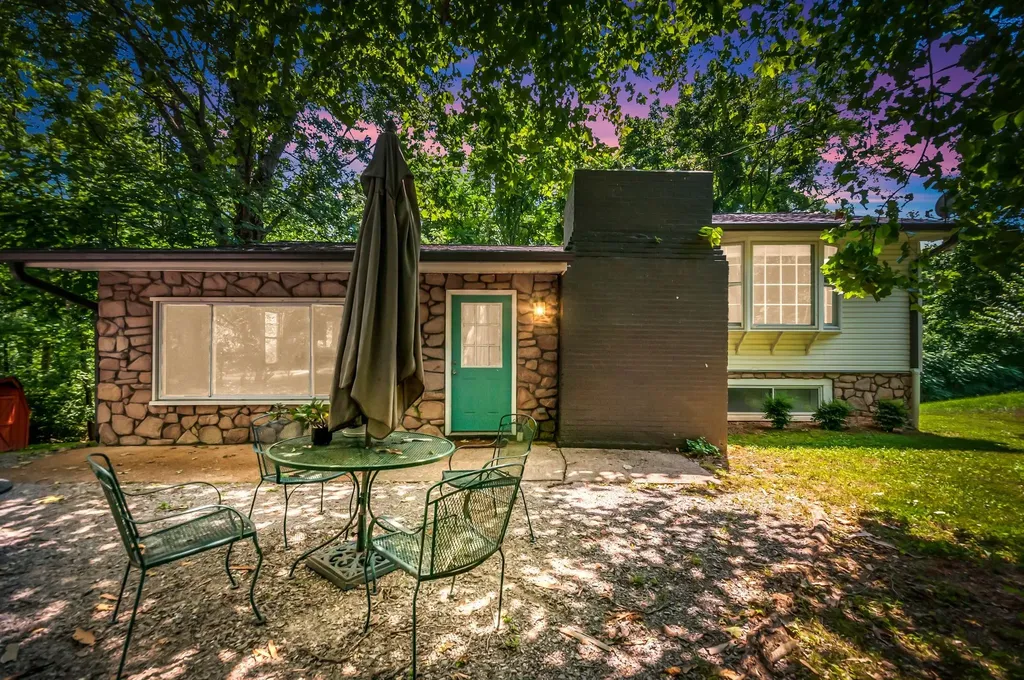 4080 Manning Hollow Road Pegram TN 37143