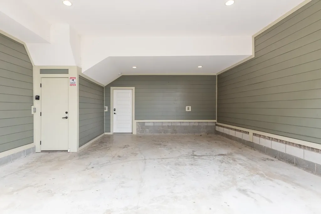 1027 E Trinity Lane Nashville TN 37216